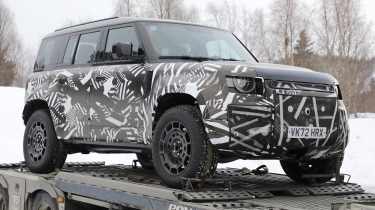 Land Rover Defender SVR